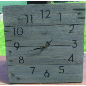 Hölzerne Uhr an der Wand, Holz Uhr als Geschenk, Uhren - Handgefertigte Gehäuse, Schmuck,