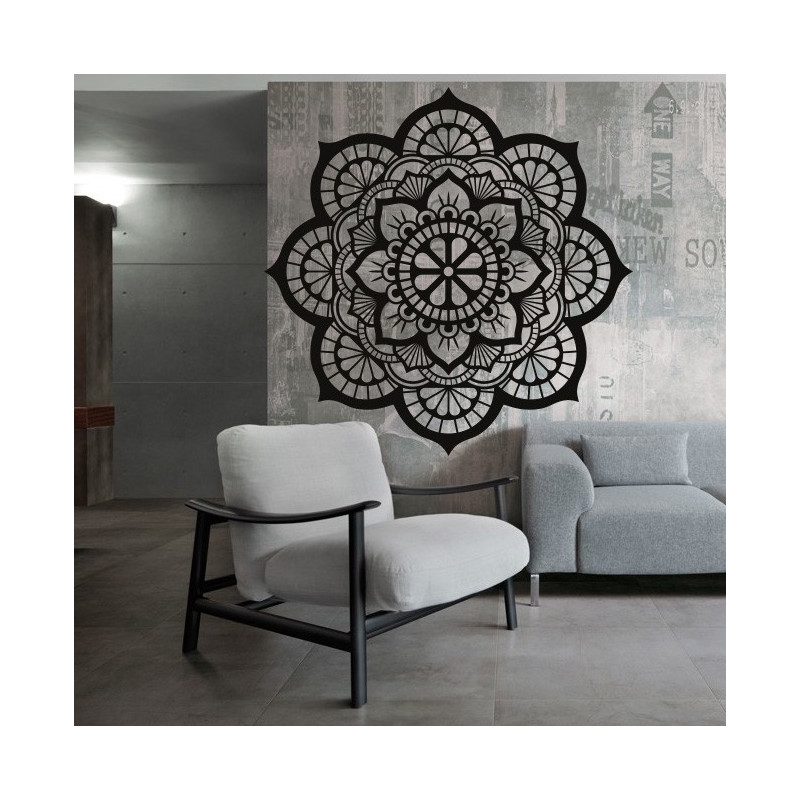 Hölzernes Bild der Blumenleben-Mandala auf einer Sperrholzwand HELLA